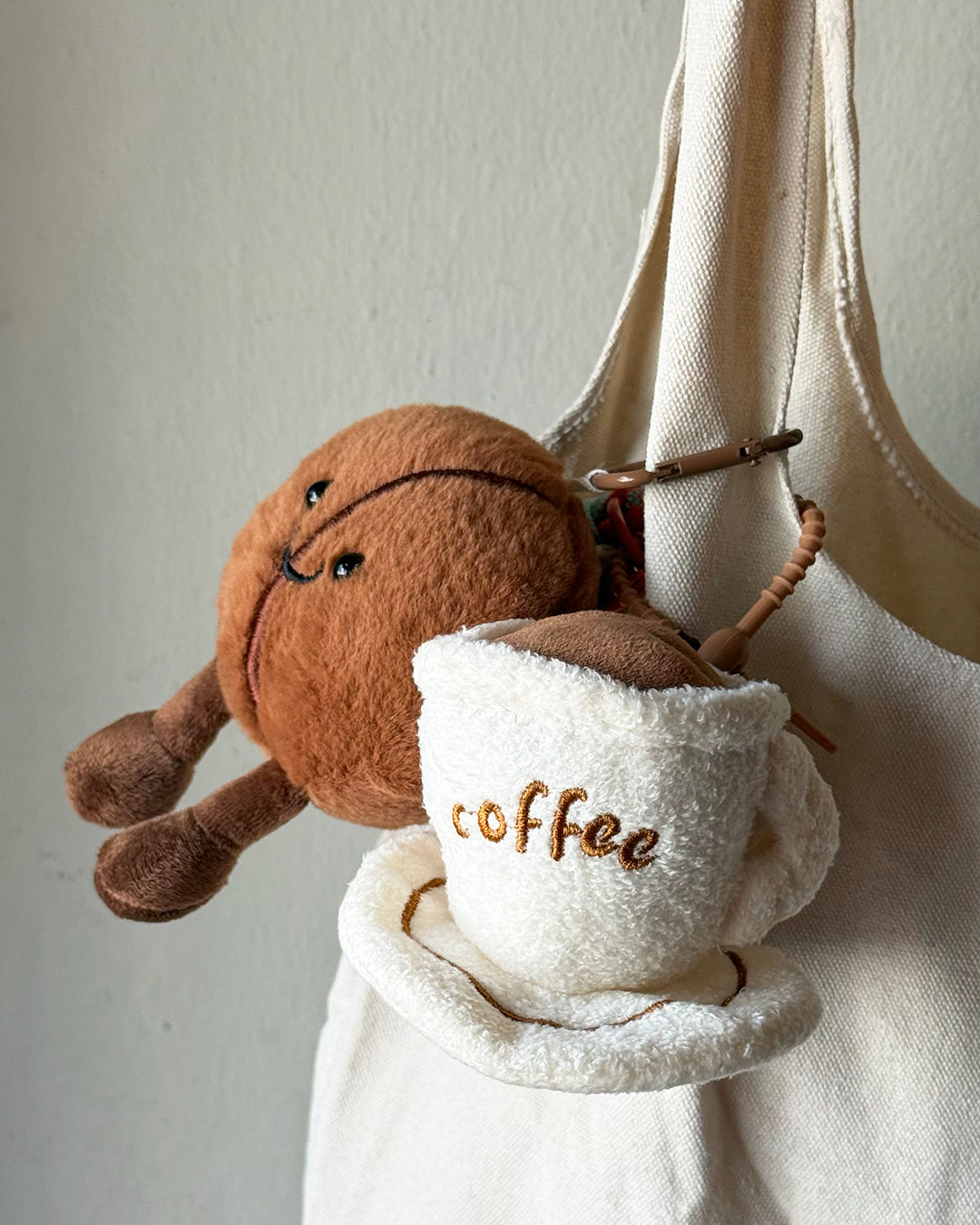 Ms Latte | Plushie Key Chain